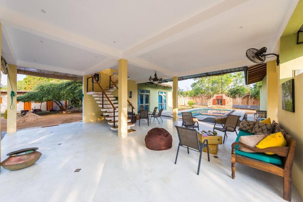 Forestville Yala Ngoại thất bức ảnh